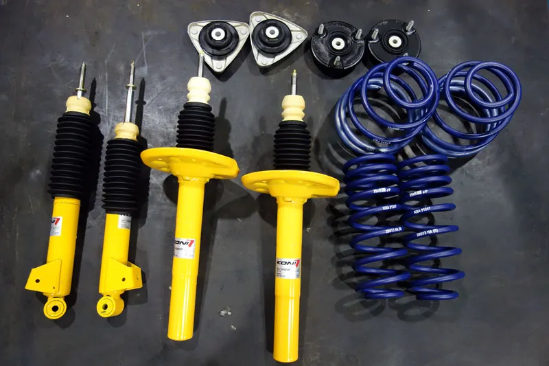 ポルシェ 996カレラ サスペンション交換