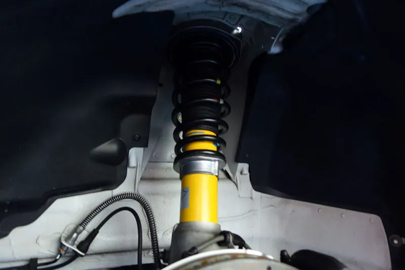 ポルシェ 981ケイマン ビルシュタイン サスペンション交換