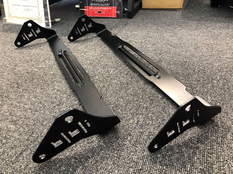 ポルシェ 純正カーボンシート ６点式ハーネス取付