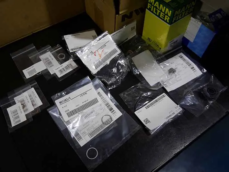 アウディR8 V10 オイル交換