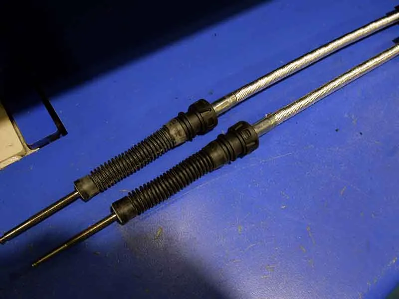 AUDI S1 シフトケーブル交換