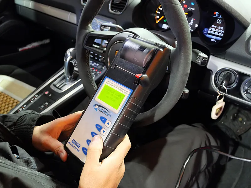 718ケイマンGT4 車検整備 バッテリー交換