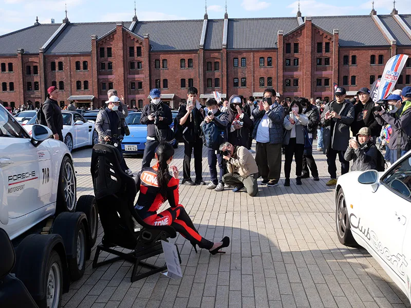 エキサイティングポルシェミーティング 横浜赤レンガ倉庫 叶園ちさ