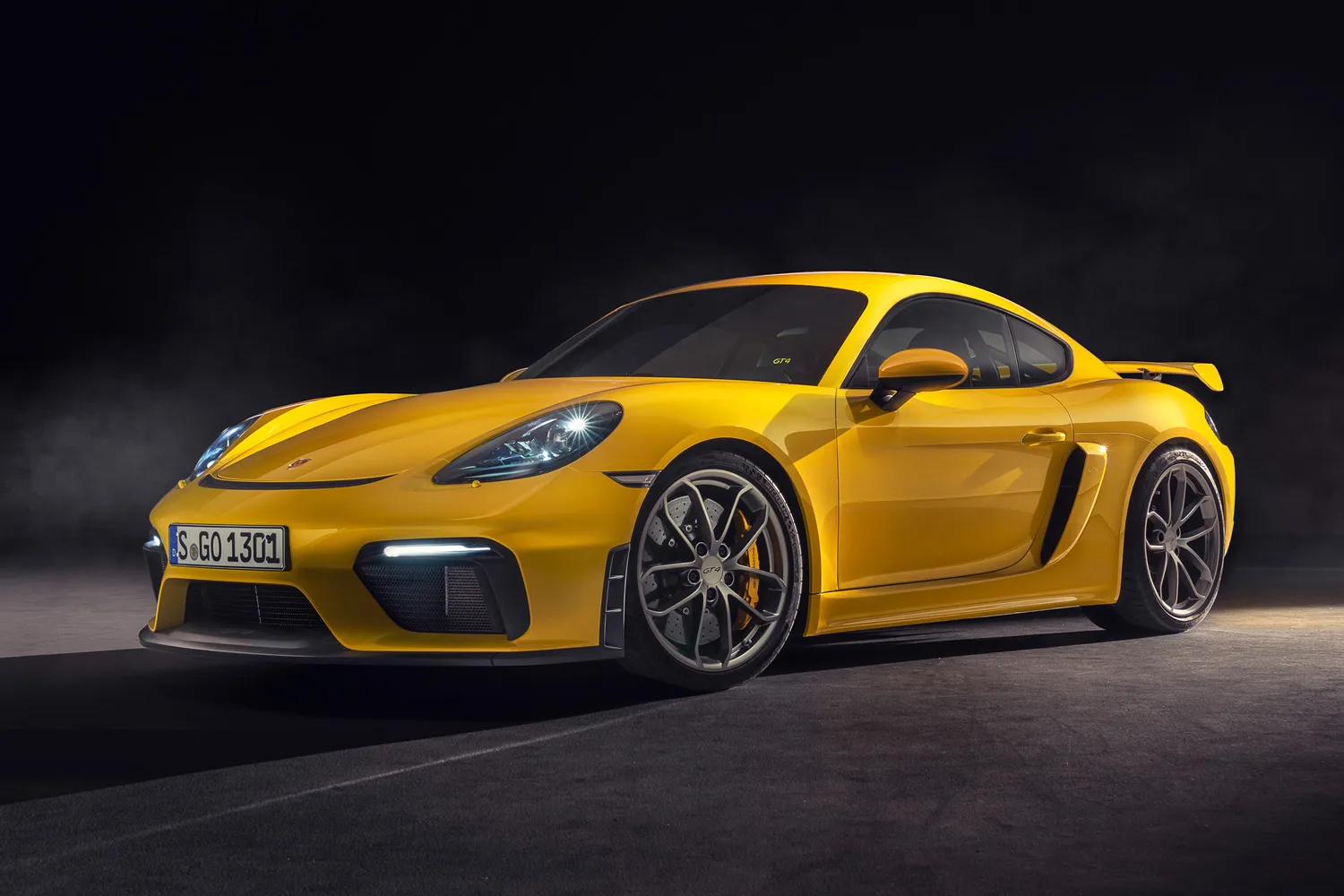 718 cayman GT4 