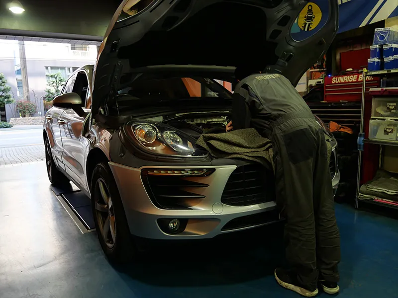 マカン 車検整備 オイル交換