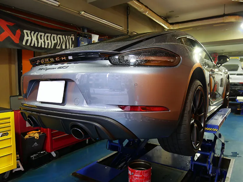 ポルシェ エンジンオイル交換 718ケイマンGTS