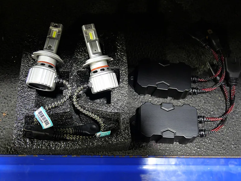 981ケイマン LEDヘッドライト化