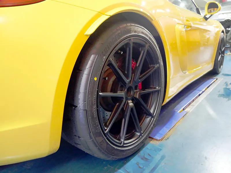 ケイマンGT4 19インチ化 TWS ホイール